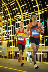 BIB: 42914, 907
                            <button type="button" onclick="openModal(22807849)" class="btn btn-primary btn-sm float-right btn-popup" data-toggle="modal" data-target=".modal-high-quality">
                        <i class="fas fa-shopping-cart"></i> Add to Cart
                    </button>
                                            <button type="button" onclick="isThisMe(22807849, true)" class="btn btn-success btn-sm float-right btn-popup btn-isme hidden" data-toggle="tooltip" data-placement="bottom" title="นี่คือรูปของคุณใช่ไหม คลิกที่นี่เพื่อเอาเข้าอัลบั้ม">
                        <i class="fas fa-plus"></i> Add to album
                    </button>
                    <button type="button" onclick="isThisMe(22807849, false)" class="btn btn-warning btn-sm float-right btn-popup btn-isnotme hidden">
                        <i class="fas fa-ban"></i> Remove from album
                    </button>